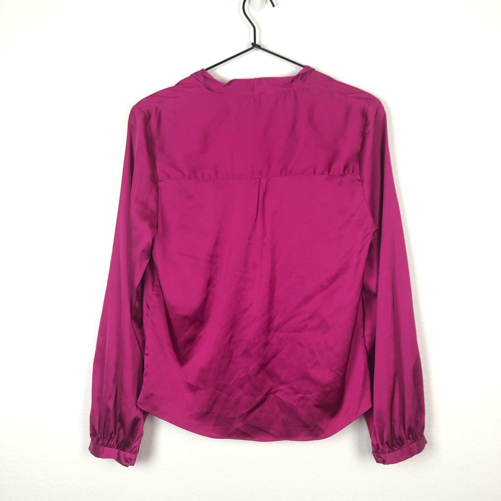 Heartloom Satin Twist Front Long Sleeve Blouse Orchid Pink Top Size Small - Picture 9 of 10